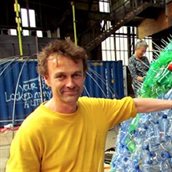 peter-smith_wereldbol-560x560